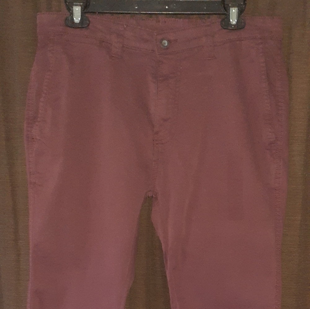 George capris
